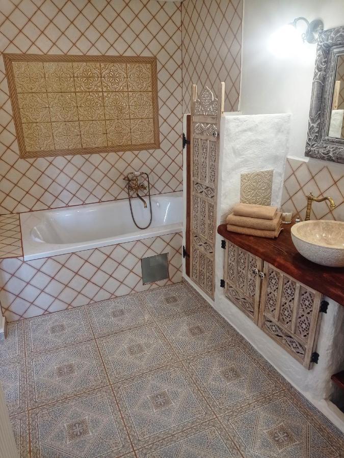 Bungalov Trapani Ruzova Esterno foto