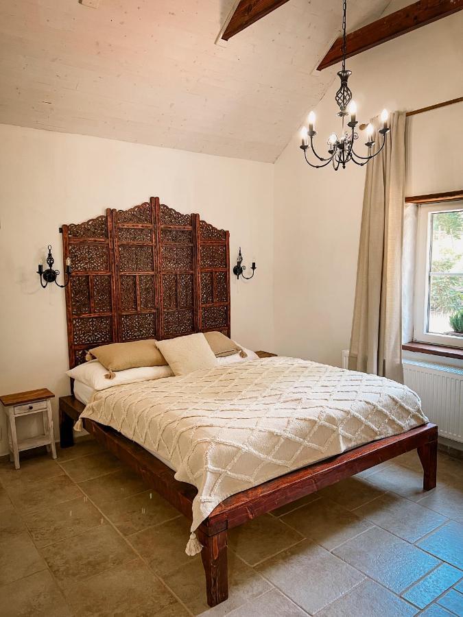 Bungalov Trapani Ruzova Esterno foto