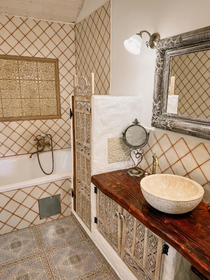 Bungalov Trapani Ruzova Esterno foto